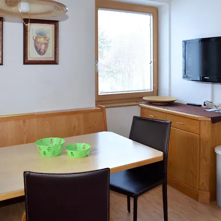 Falch Apartman *
