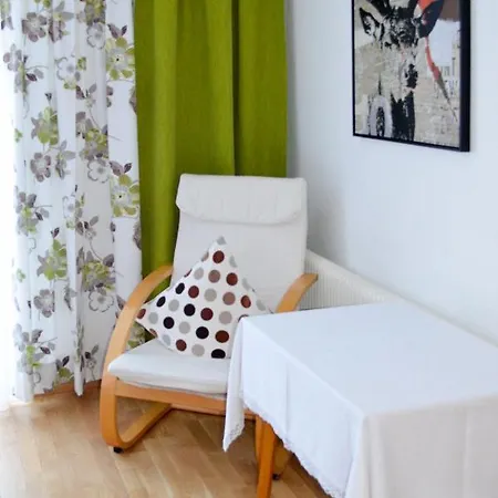 Falch Apartman Flirsch